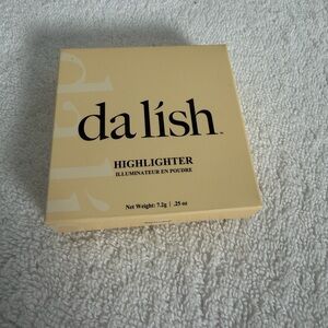dailsh highlighter in sunset NWT